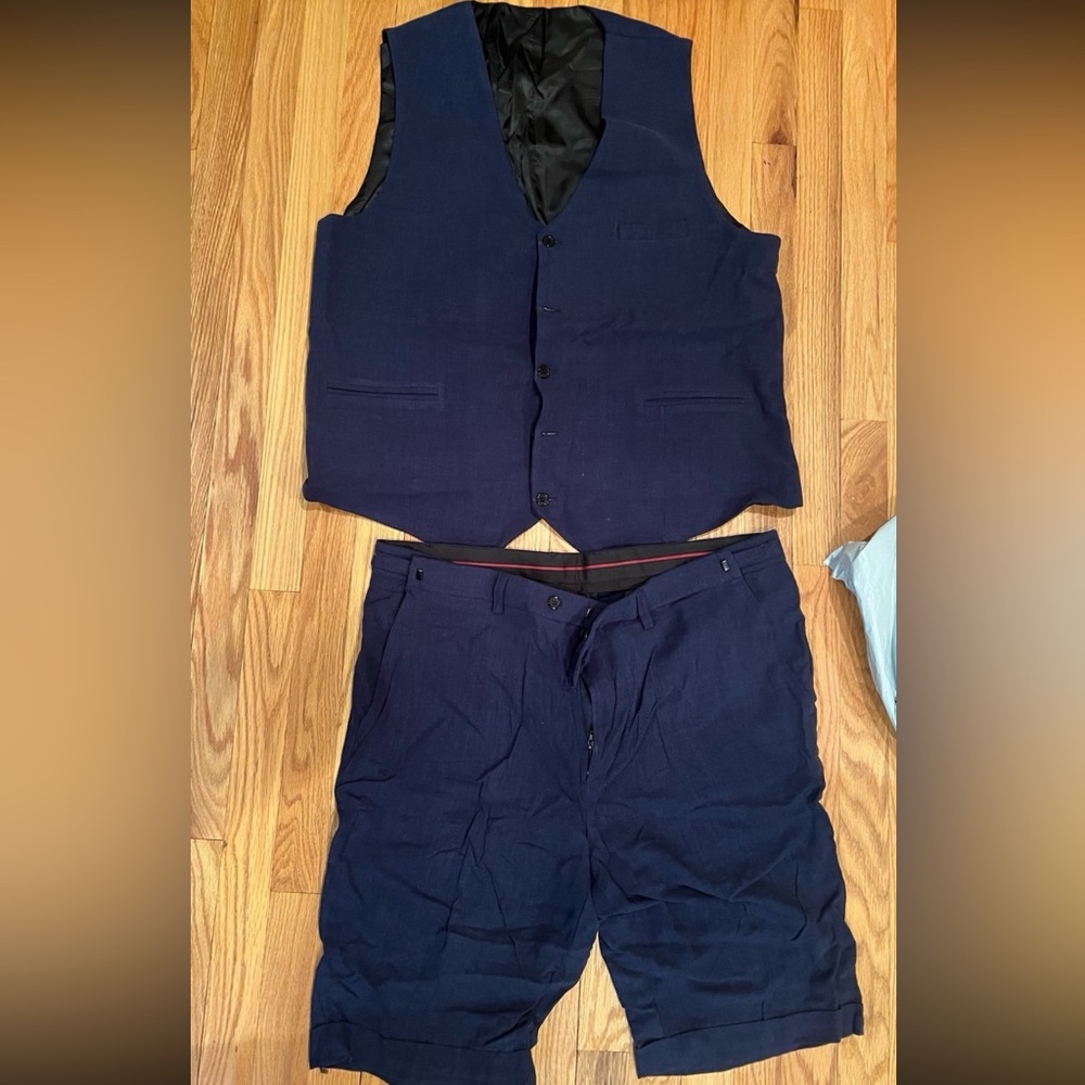 Suit - image 1